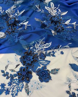 💙 Poslední kousek! 💙 Z této nádherné 3D krajky nám zůstalo už jen 30 centimetrů — a to znamená sleva na poslední kus! ✨...